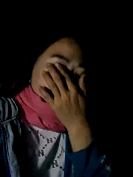 Snapshot of yana-zz chatting on December 2025 05:53:01 PM yana-zz online show from December 2025 05:53:01 PM