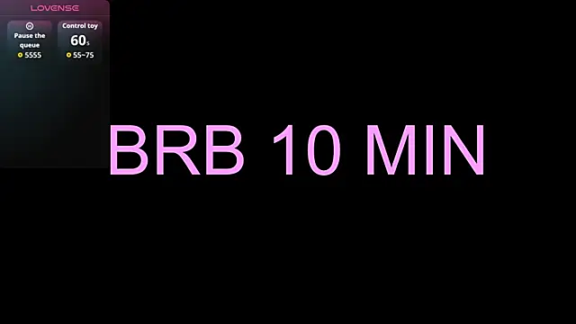 Snapshot of KellyMoussi chatting on December 2025 07:38:02 AM KellyMoussi online show from December 2025 07:38:02 AM