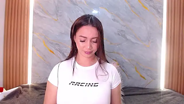 rebecagoldene online show from May 2026 01:39:01 PM