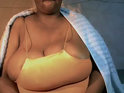 sweetmilkylady online show from June 2026 04:57:01 AM