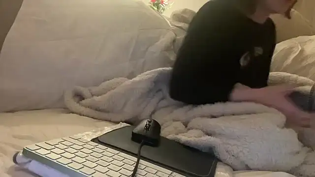 Snapshot of ijustturned18today chatting on January 2026 07:12:01 AM ijustturned18today online show from January 2026 07:12:01 AM