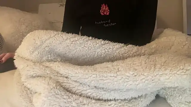 Snapshot of ijustturned18today chatting on February 2026 07:47:02 AM ijustturned18today online show from February 2026 07:47:02 AM