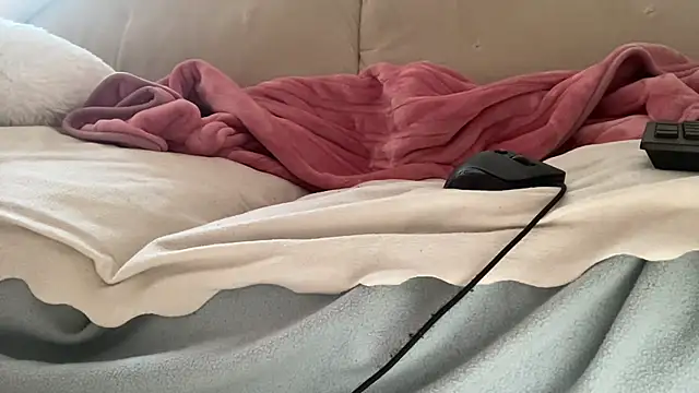 Snapshot of ijustturned18today chatting on February 2026 07:49:01 AM ijustturned18today online show from February 2026 07:49:01 AM