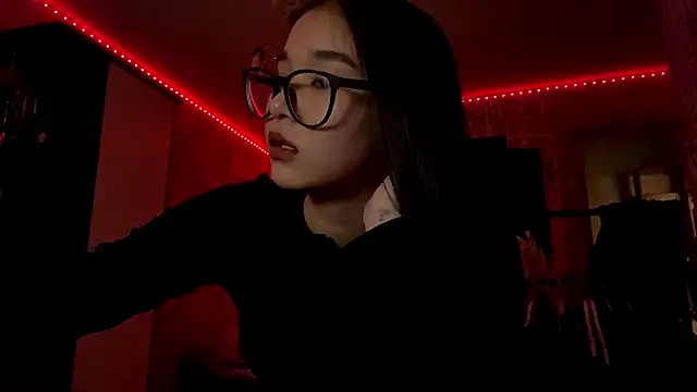 Snapshot of Ronnni_Schmidt chatting on December 2025 12:13:02 PM Ronnni Schmidt online show from December 2025 12:13:02 PM