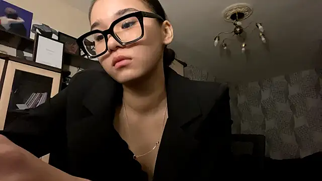 Snapshot of Ronnni_Schmidt chatting on February 2026 01:28:01 PM Ronnni Schmidt online show from February 2026 01:28:01 PM