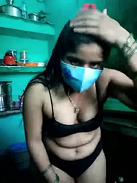 Snapshot of Cuple_masti72 chatting on April 2026 08:56:01 AM Cuple masti72 online show from April 2026 08:56:01 AM