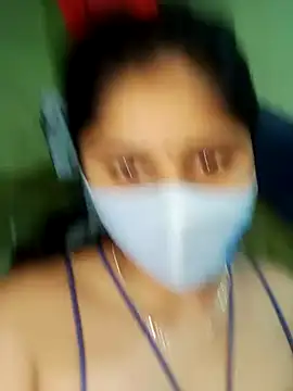 Snapshot of Cuple_masti72 chatting on May 2026 05:18:01 PM Cuple masti72 online show from May 2026 05:18:01 PM