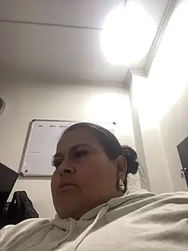 SayMarLuna online show from July 2026 08:33:01 PM