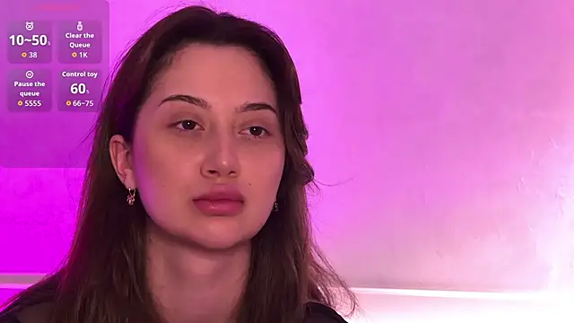 LucieBliss online show from April 2026 06:05:02 PM