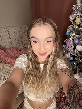 Snapshot of -teenytiny- chatting on January 2026 07:06:01 PM -teenytiny- online show from January 2026 07:06:01 PM