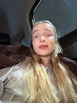 Snapshot of -teenytiny- chatting on February 2026 05:00:02 PM -teenytiny- online show from February 2026 05:00:02 PM