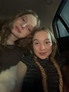 Snapshot of -teenytiny- chatting on February 2026 03:53:01 PM -teenytiny- online show from February 2026 03:53:01 PM