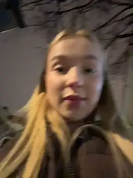 Snapshot of -teenytiny- chatting on March 2026 04:53:02 PM -teenytiny- online show from March 2026 04:53:02 PM