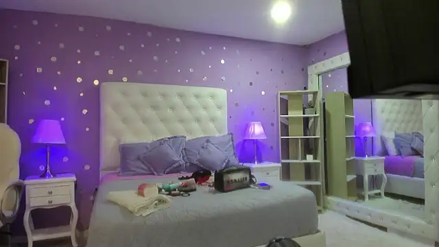 Snapshot of rousse_millers chatting on February 2026 01:54:02 PM rousse millers online show from February 2026 01:54:02 PM