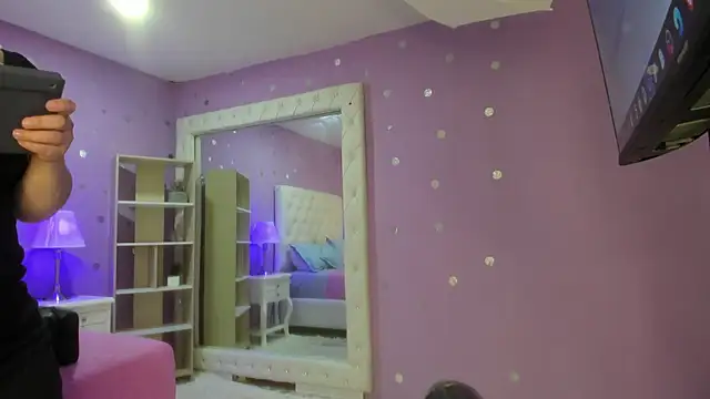 Snapshot of rousse_millers chatting on February 2026 12:48:02 PM rousse millers online show from February 2026 12:48:02 PM