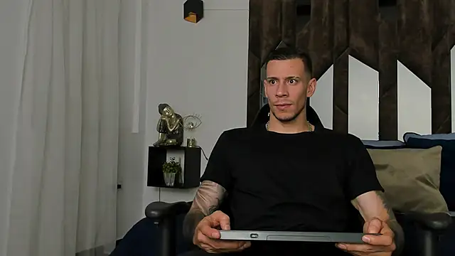 Snapshot of J_king__ chatting on January 2026 05:51:02 PM J king online show from January 2026 05:51:02 PM