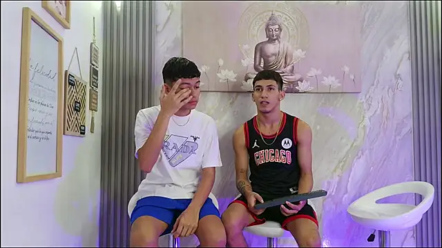 Snapshot of HORNY_PRETTY chatting on February 2026 01:27:02 PM HORNY PRETTY online show from February 2026 01:27:02 PM