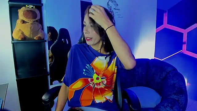 Maya Storm  online show from May 2026 12:53:02 PM