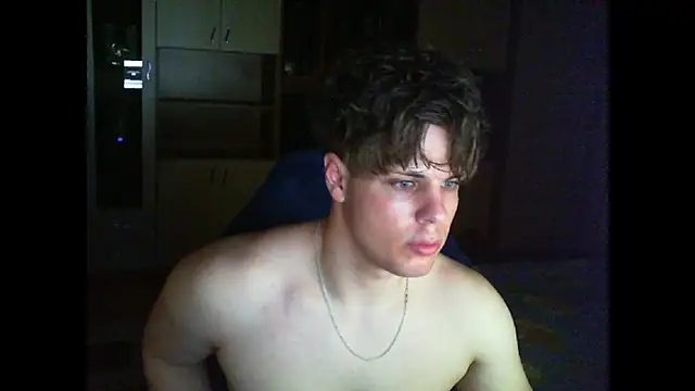 Snapshot of GymGuy0505 chatting on January 2026 11:29:02 PM GymGuy0505 online show from January 2026 11:29:02 PM