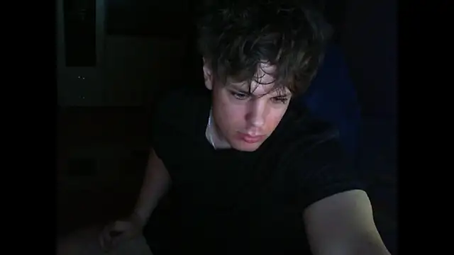 Snapshot of GymGuy0505 chatting on January 2026 10:46:01 PM GymGuy0505 online show from January 2026 10:46:01 PM