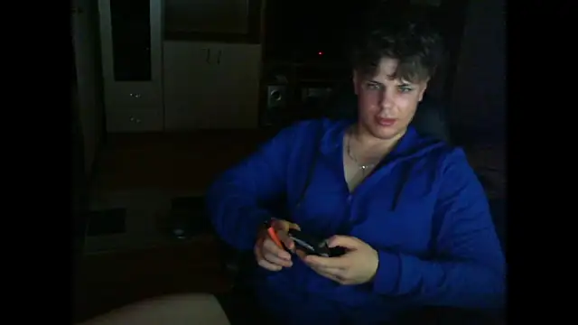 Snapshot of GymGuy0505 chatting on February 2026 11:30:02 PM GymGuy0505 online show from February 2026 11:30:02 PM