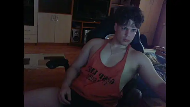 Snapshot of GymGuy0505 chatting on February 2026 11:44:02 AM GymGuy0505 online show from February 2026 11:44:02 AM