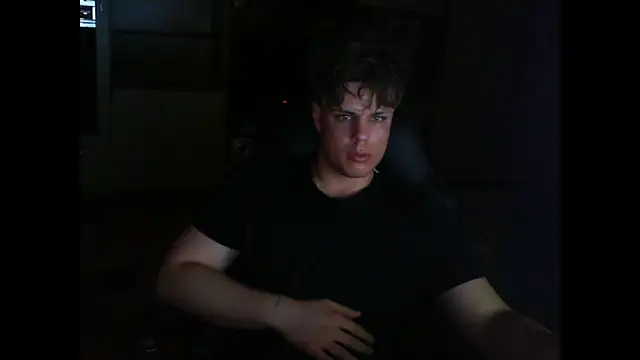 Snapshot of GymGuy0505 chatting on March 2026 11:22:02 PM GymGuy0505 online show from March 2026 11:22:02 PM