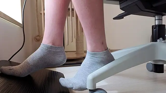 Snapshot of Feetbeth chatting on February 2026 07:21:02 PM Feetbeth online show from February 2026 07:21:02 PM