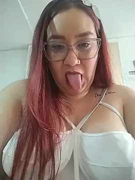 Snapshot of sharon_G chatting on February 2026 05:53:01 PM sharon G online show from February 2026 05:53:01 PM