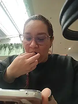 sharon G online show from May 2026 06:05:01 PM