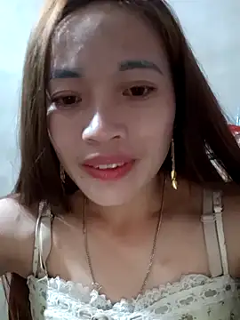 little-effy online show from February 2026 02:24:01 PM