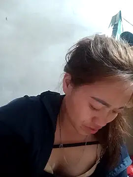 little-effy online show from March 2026 01:17:02 PM