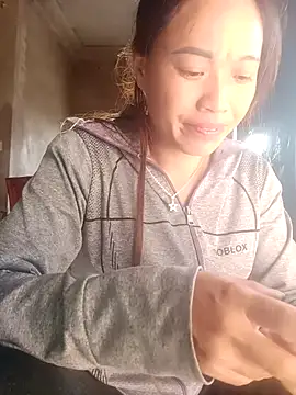 little-effy online show from July 2026 10:24:01 AM