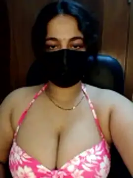 nosrat014 online show from April 2026 06:38:01 PM