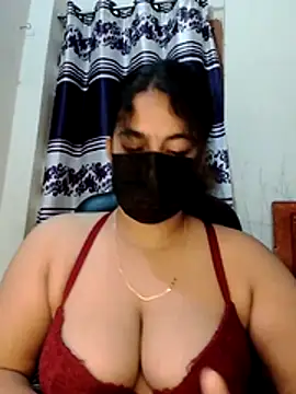 nosrat014 online show from July 2026 02:33:01 PM