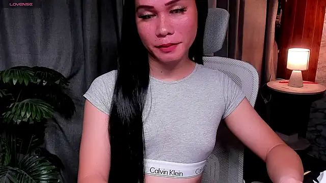 xSweet Gigi online show from April 2026 05:18:01 PM