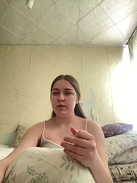 Yaseniya  online show from March 2026 06:51:02 AM