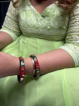 butterflyslay online show from February 2026 11:59:01 AM