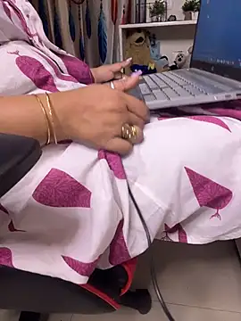 butterflyslay online show from March 2026 04:18:01 AM