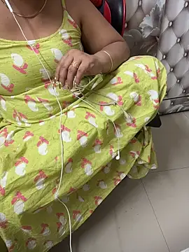 butterflyslay online show from April 2026 06:42:01 PM