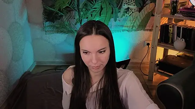 AliceLidell online show from March 2026 05:00:02 AM