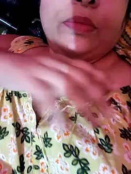 Snapshot of peu8 chatting on February 2026 06:01:02 PM peu8 online show from February 2026 06:01:02 PM