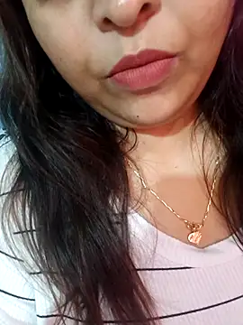 Snapshot of peu8 chatting on February 2026 12:45:02 PM peu8 online show from February 2026 12:45:02 PM