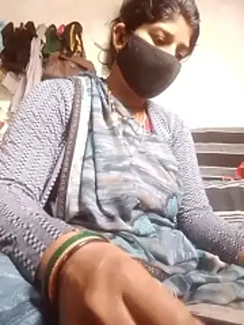 Snapshot of Aaisha_01 chatting on February 2026 04:44:02 AM Aaisha 01 online show from February 2026 04:44:02 AM