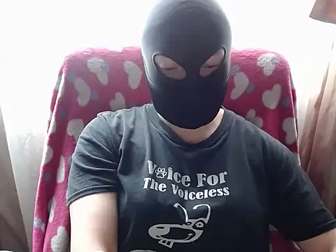 Snapshot of 666maskgirl chatting on January 2026 05:05:02 PM 666maskgirl online show from January 2026 05:05:02 PM