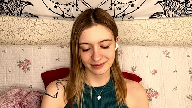 Shining Robi online show from February 2026 12:33:02 PM