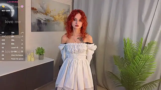 Snapshot of NaidaGresco chatting on December 2025 03:02:02 AM NaidaGresco online show from December 2025 03:02:02 AM