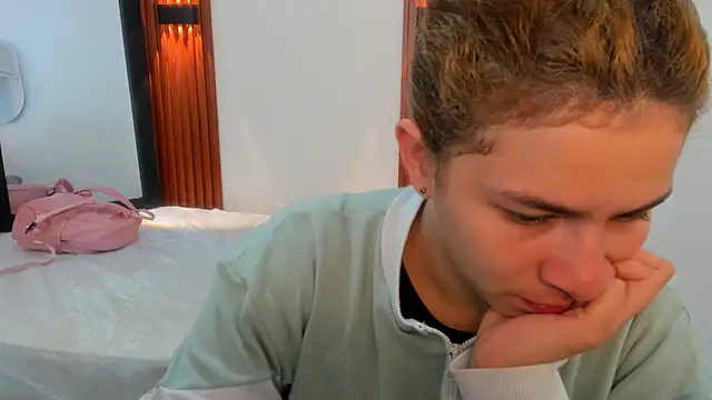 Snapshot of VivianOwen9 chatting on February 2026 11:42:02 AM VivianOwen9 online show from February 2026 11:42:02 AM