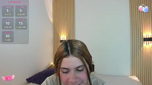 Snapshot of VivianOwen9 chatting on February 2026 10:53:02 AM VivianOwen9 online show from February 2026 10:53:02 AM