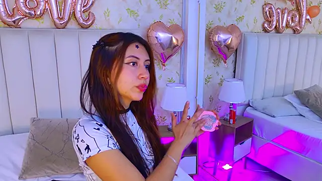 Snapshot of Celeste_Clarke chatting on February 2026 07:54:02 PM Celeste Clarke online show from February 2026 07:54:02 PM